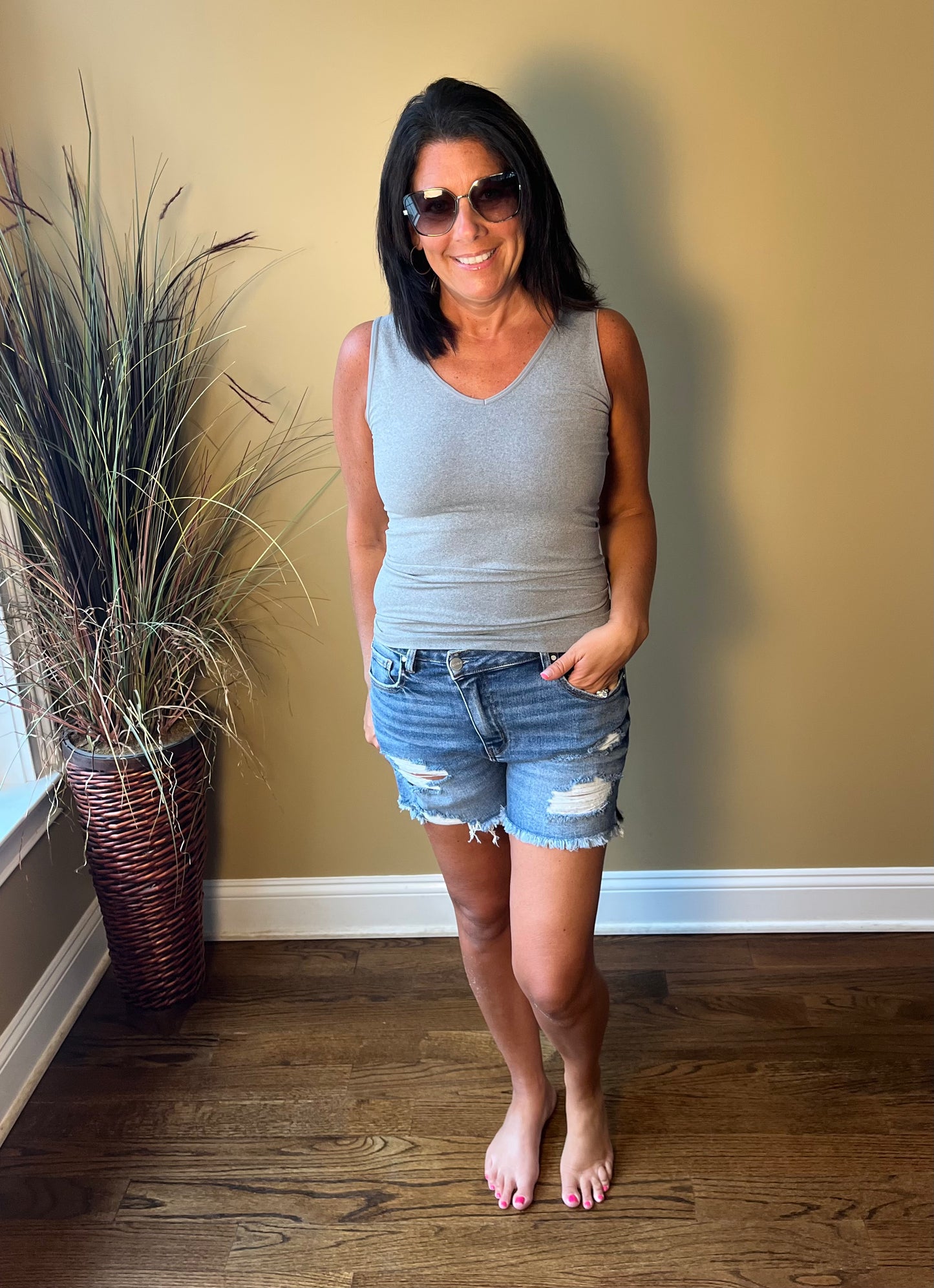 Seamless u or v Neck Tank(white, pink, blue, gray)