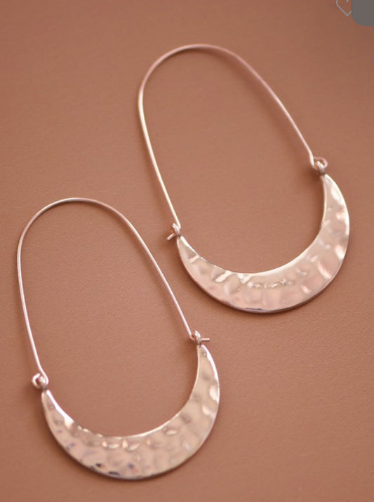 The Harriet Hammered Metal Hoop Earrings/rose gold